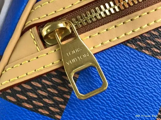 AAA Pruses Bags Chess LOUIS Messenger-24*24*8CM VUITTON 0522